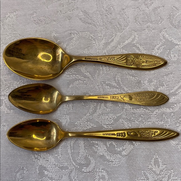 Dirigold Other - Vintage 1933 Gold Tone Decorative Commemorative Spoon - Set of 3